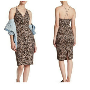 TOPSHOP PLUNGING V-NECK LEOPARD PRINT